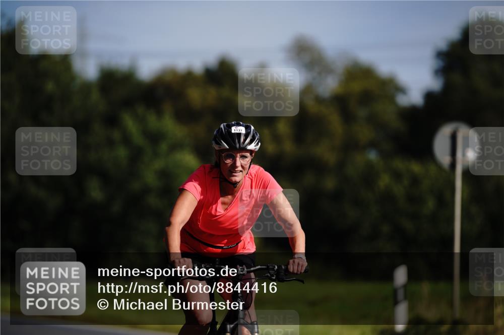 07.09.2025 - 19. Norderstedt Triathlon Michael Burmester http://msf.ph/oto/8844416 07.09.2025 10:30:44 Radfahren 1137 meine-sportfotos.de