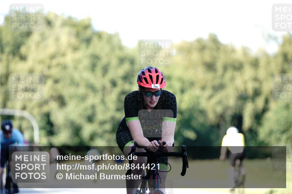07.09.2025 - 19. Norderstedt Triathlon Michael Burmester http://msf.ph/oto/8844421 07.09.2025 16:00:24 Radfahren 405, 516, 1082, 1412 meine-sportfotos.de