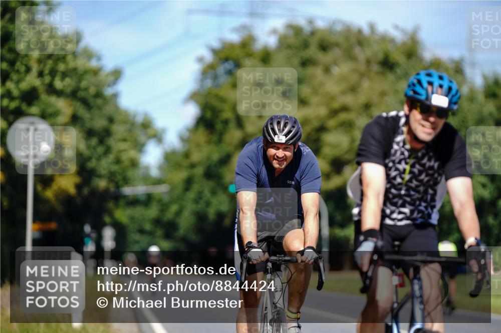 07.09.2025 - 19. Norderstedt Triathlon Michael Burmester http://msf.ph/oto/8844424 07.09.2025 13:07:34 Radfahren 230, 360 meine-sportfotos.de