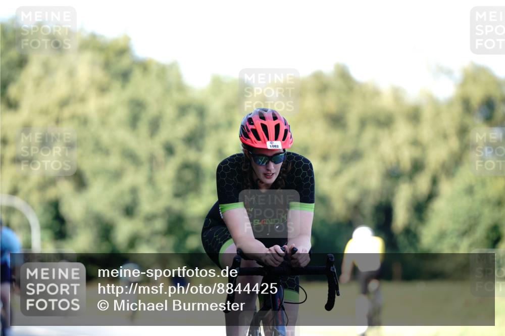 07.09.2025 - 19. Norderstedt Triathlon Michael Burmester http://msf.ph/oto/8844425 07.09.2025 16:00:24 Radfahren 405, 516, 1082, 1412 meine-sportfotos.de