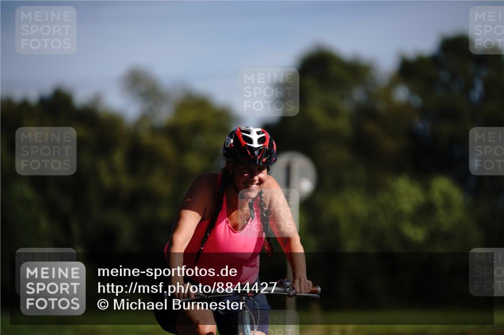 07.09.2025 - 19. Norderstedt Triathlon Michael Burmester http://msf.ph/oto/8844427 07.09.2025 10:30:58 Radfahren 1125 meine-sportfotos.de
