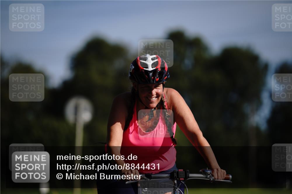07.09.2025 - 19. Norderstedt Triathlon Michael Burmester http://msf.ph/oto/8844431 07.09.2025 10:30:59 Radfahren 1125 meine-sportfotos.de