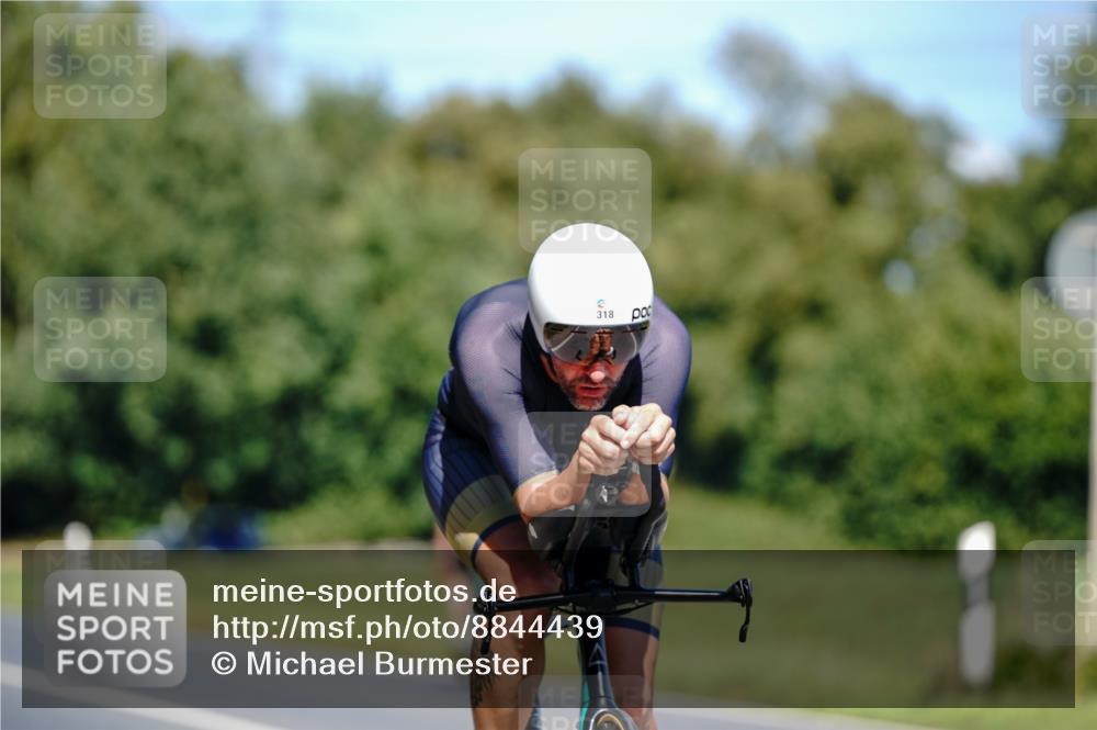 07.09.2025 - 19. Norderstedt Triathlon Michael Burmester http://msf.ph/oto/8844439 07.09.2025 13:07:41 Radfahren 318 meine-sportfotos.de