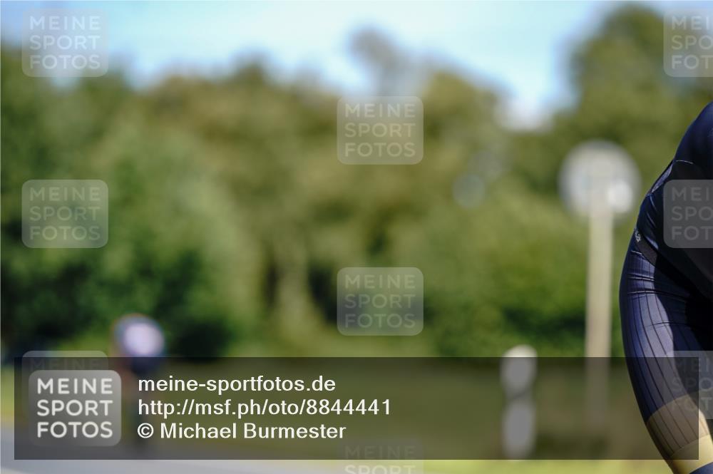 07.09.2025 - 19. Norderstedt Triathlon Michael Burmester http://msf.ph/oto/8844441 07.09.2025 13:07:42 Radfahren 318 meine-sportfotos.de