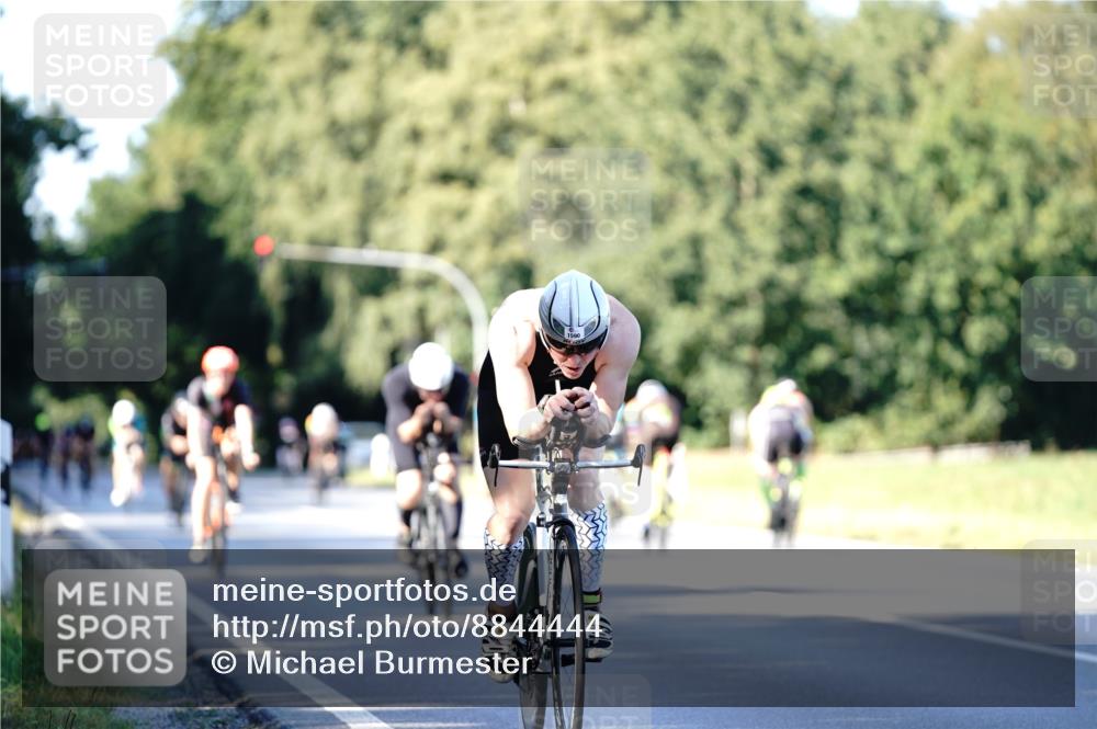 07.09.2025 - 19. Norderstedt Triathlon Michael Burmester http://msf.ph/oto/8844444 07.09.2025 16:00:31 Radfahren 1522, 1590 meine-sportfotos.de