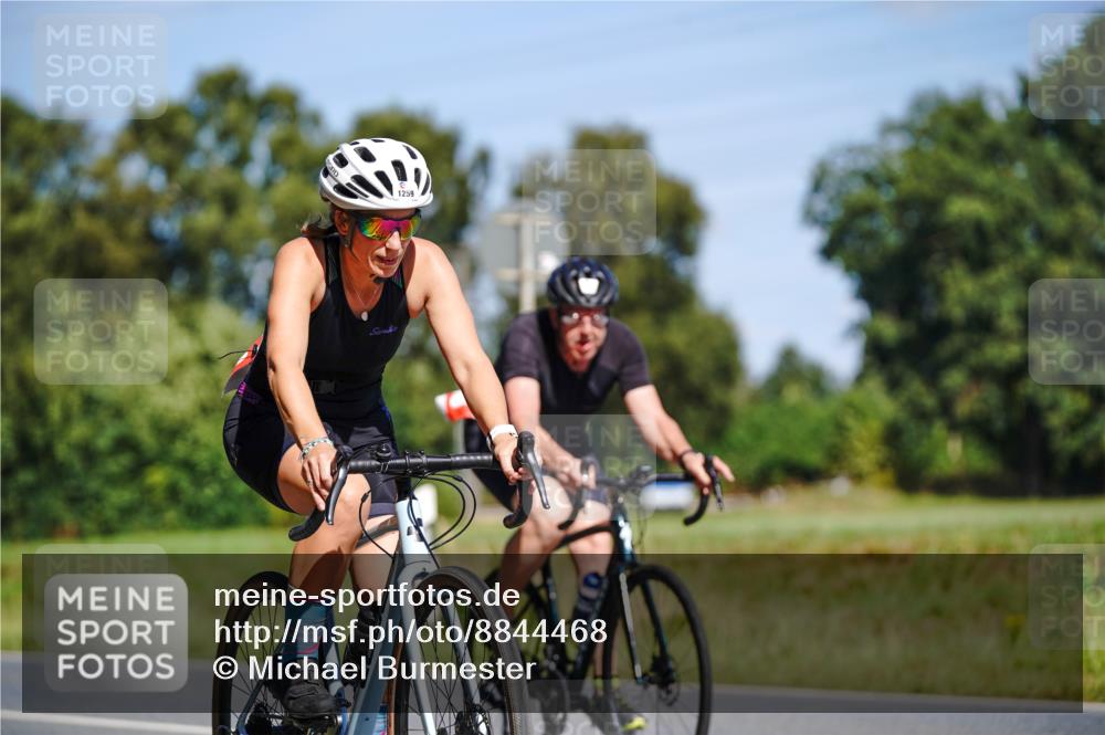 07.09.2025 - 19. Norderstedt Triathlon Michael Burmester http://msf.ph/oto/8844468 07.09.2025 13:08:45 Radfahren 706, 1259 meine-sportfotos.de