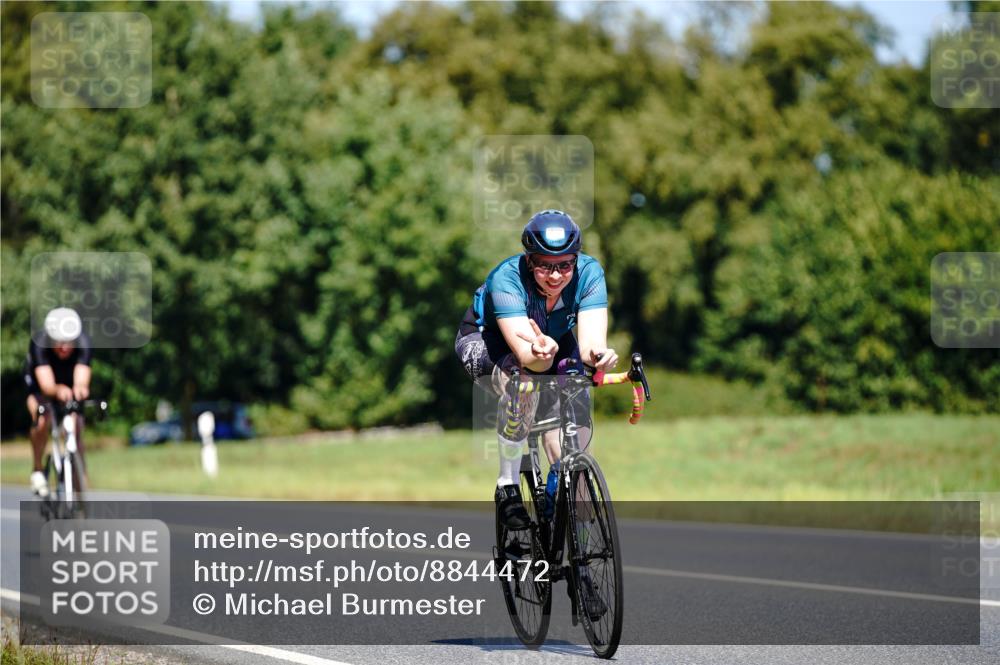 07.09.2025 - 19. Norderstedt Triathlon Michael Burmester http://msf.ph/oto/8844472 07.09.2025 13:08:48 Radfahren 337, 706, 1259, 1326 meine-sportfotos.de