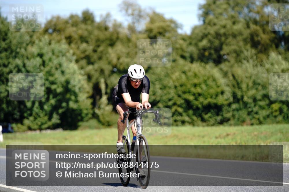 07.09.2025 - 19. Norderstedt Triathlon Michael Burmester http://msf.ph/oto/8844475 07.09.2025 13:08:50 Radfahren 337, 1326 meine-sportfotos.de