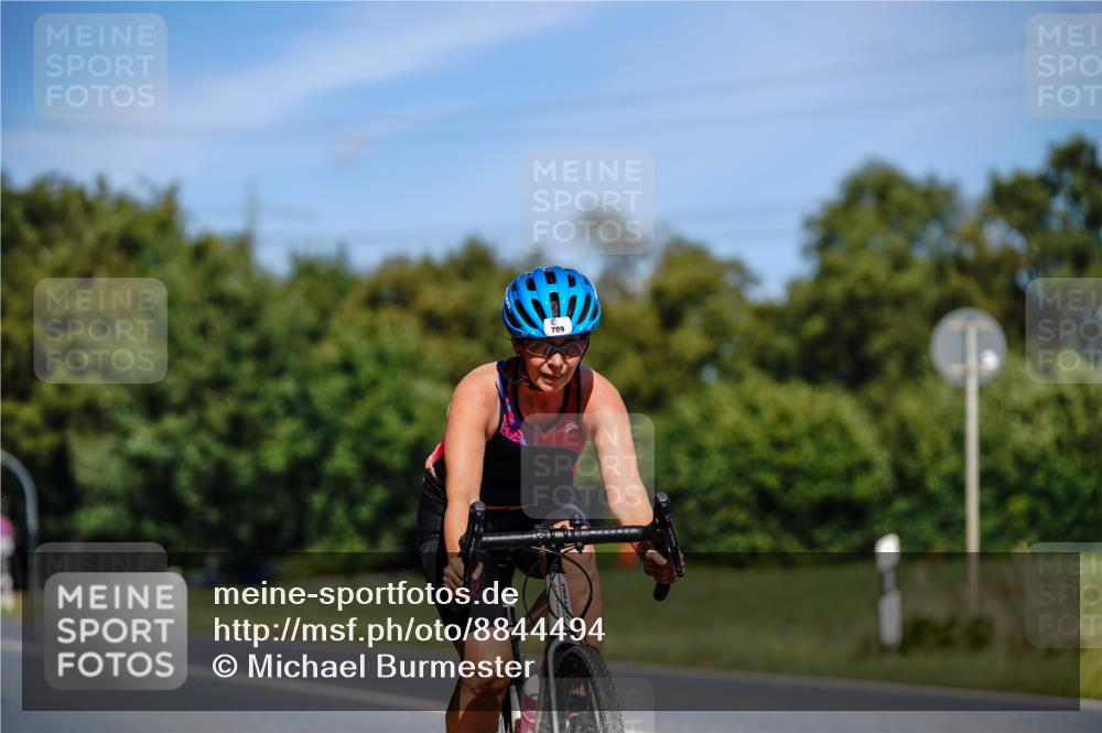 07.09.2025 - 19. Norderstedt Triathlon Michael Burmester http://msf.ph/oto/8844494 07.09.2025 13:09:16 Radfahren 351, 789 meine-sportfotos.de