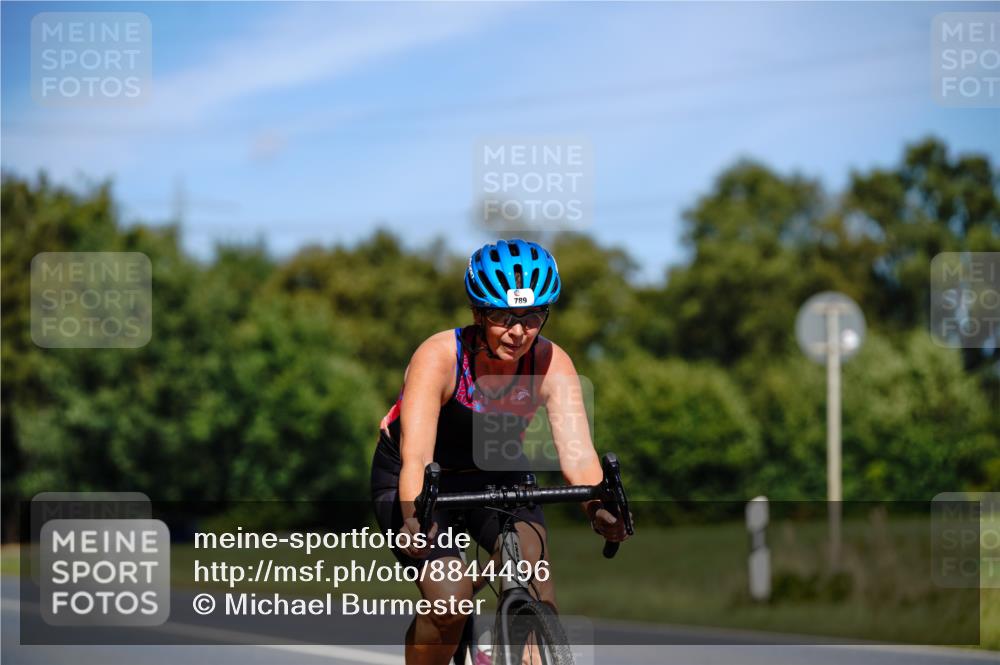 07.09.2025 - 19. Norderstedt Triathlon Michael Burmester http://msf.ph/oto/8844496 07.09.2025 13:09:16 Radfahren 351, 789 meine-sportfotos.de