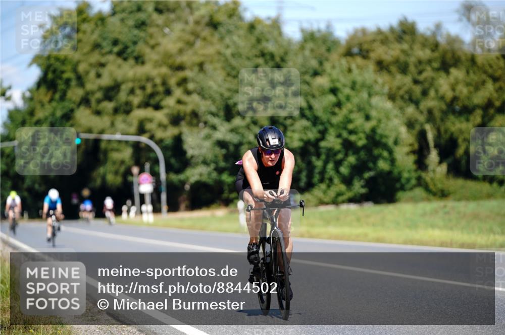 07.09.2025 - 19. Norderstedt Triathlon Michael Burmester http://msf.ph/oto/8844502 07.09.2025 13:09:18 Radfahren 351, 789 meine-sportfotos.de