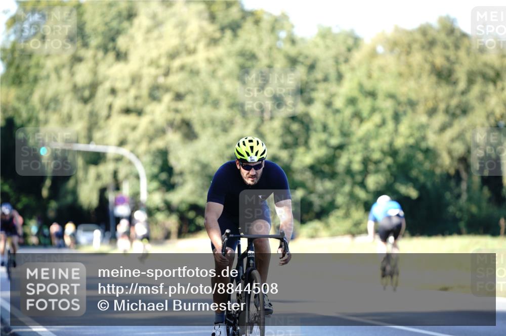 07.09.2025 - 19. Norderstedt Triathlon Michael Burmester http://msf.ph/oto/8844508 07.09.2025 16:00:45 Radfahren 384, 1600 meine-sportfotos.de