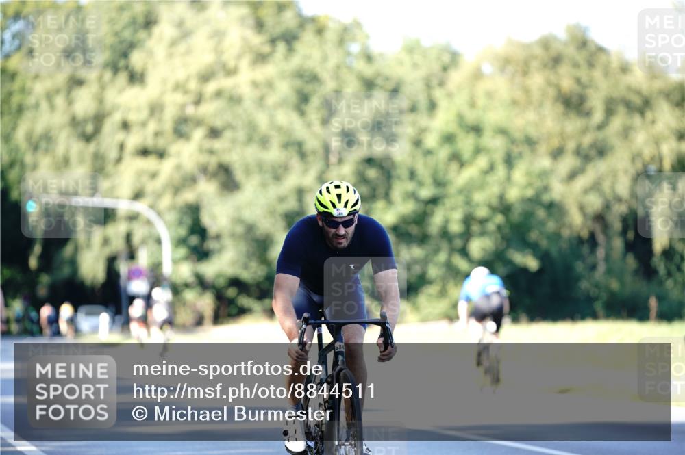 07.09.2025 - 19. Norderstedt Triathlon Michael Burmester http://msf.ph/oto/8844511 07.09.2025 16:00:45 Radfahren 384, 1600 meine-sportfotos.de