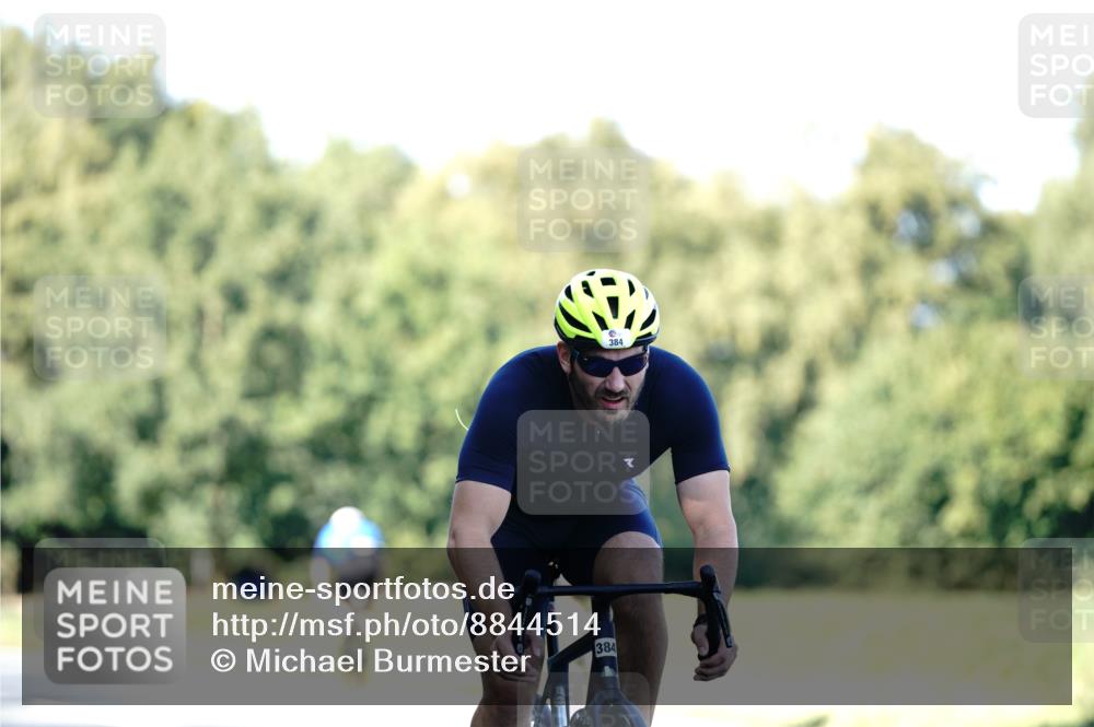 07.09.2025 - 19. Norderstedt Triathlon Michael Burmester http://msf.ph/oto/8844514 07.09.2025 16:00:46 Radfahren 384 meine-sportfotos.de