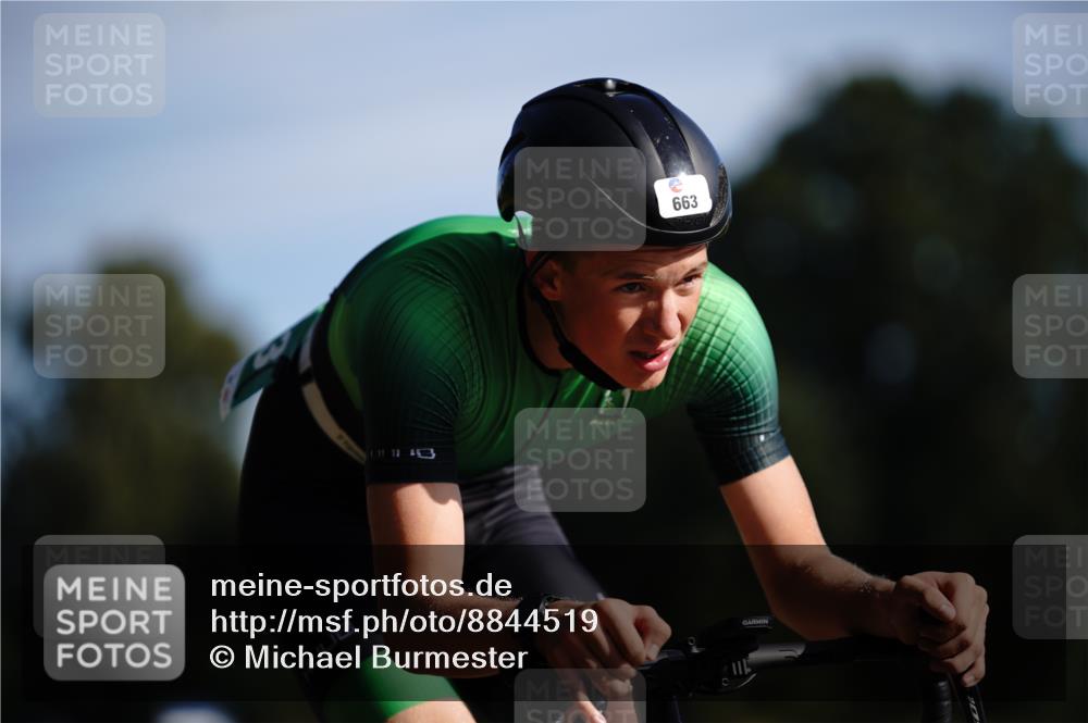 07.09.2025 - 19. Norderstedt Triathlon Michael Burmester http://msf.ph/oto/8844519 07.09.2025 10:37:00 Radfahren 663 meine-sportfotos.de