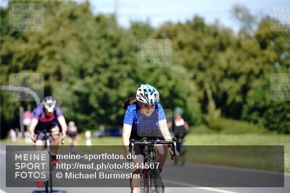 07.09.2025 - 19. Norderstedt Triathlon Michael Burmester http://msf.ph/oto/8844567 07.09.2025 13:09:52 Radfahren 359, 804, 1388 meine-sportfotos.de