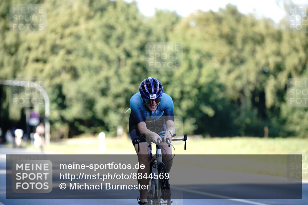 07.09.2025 - 19. Norderstedt Triathlon Michael Burmester http://msf.ph/oto/8844569 07.09.2025 16:00:58 Radfahren 416, 1105 meine-sportfotos.de