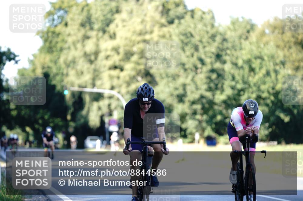 07.09.2025 - 19. Norderstedt Triathlon Michael Burmester http://msf.ph/oto/8844586 07.09.2025 16:01:07 Radfahren 1068, 1516, 1530 meine-sportfotos.de