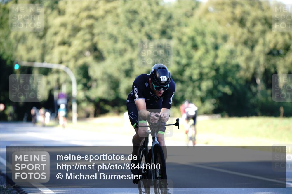 07.09.2025 - 19. Norderstedt Triathlon Michael Burmester http://msf.ph/oto/8844600 07.09.2025 16:01:11 Radfahren 540, 1068, 1516, 1530 meine-sportfotos.de