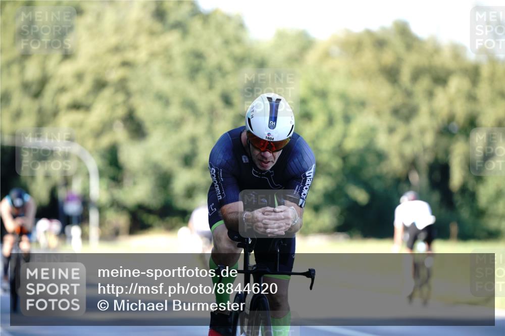 07.09.2025 - 19. Norderstedt Triathlon Michael Burmester http://msf.ph/oto/8844620 07.09.2025 16:01:17 Radfahren 1604, 1606, 1624 meine-sportfotos.de
