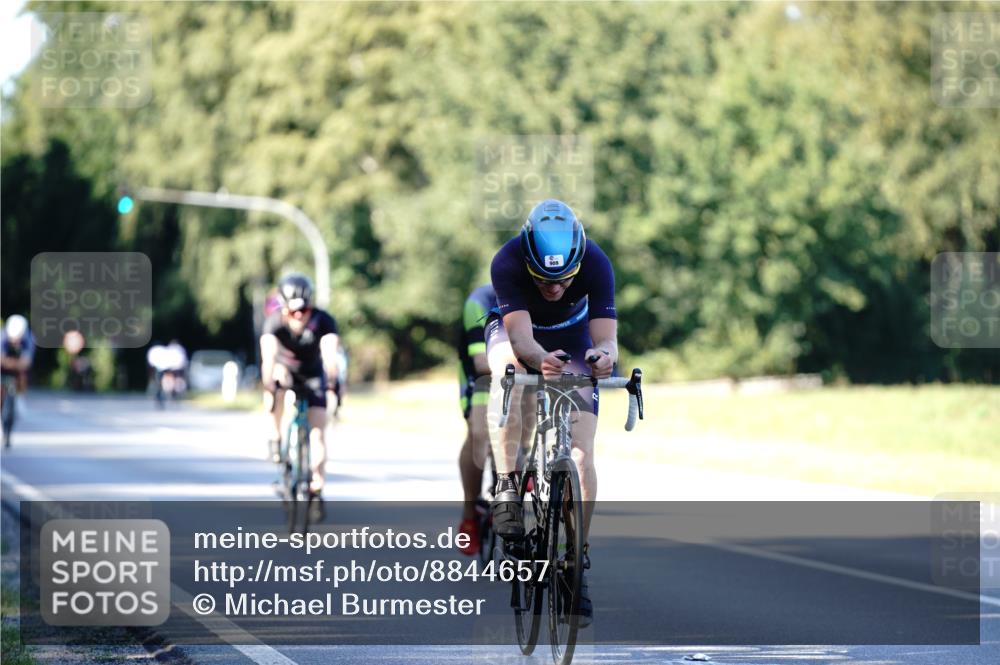 07.09.2025 - 19. Norderstedt Triathlon Michael Burmester http://msf.ph/oto/8844657 07.09.2025 16:01:27 Radfahren 397, 523, 909, 1059 meine-sportfotos.de