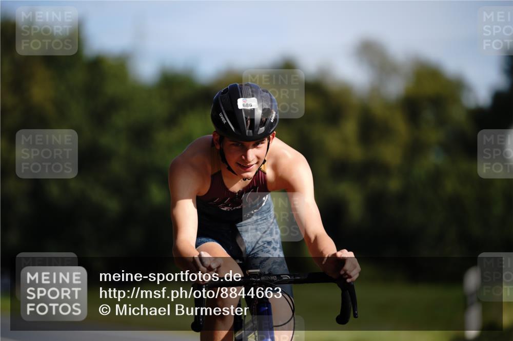 07.09.2025 - 19. Norderstedt Triathlon Michael Burmester http://msf.ph/oto/8844663 07.09.2025 10:38:32 Radfahren 686 meine-sportfotos.de