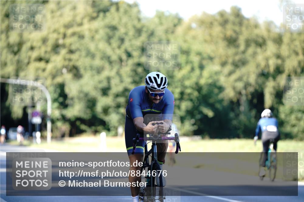 07.09.2025 - 19. Norderstedt Triathlon Michael Burmester http://msf.ph/oto/8844676 07.09.2025 16:01:32 Radfahren 1059, 1476 meine-sportfotos.de
