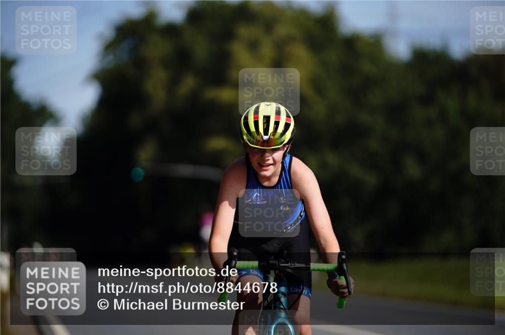 07.09.2025 - 19. Norderstedt Triathlon Michael Burmester http://msf.ph/oto/8844678 07.09.2025 10:39:03 Radfahren 676 meine-sportfotos.de