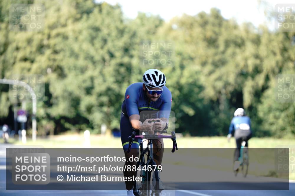 07.09.2025 - 19. Norderstedt Triathlon Michael Burmester http://msf.ph/oto/8844679 07.09.2025 16:01:32 Radfahren 1059, 1476 meine-sportfotos.de