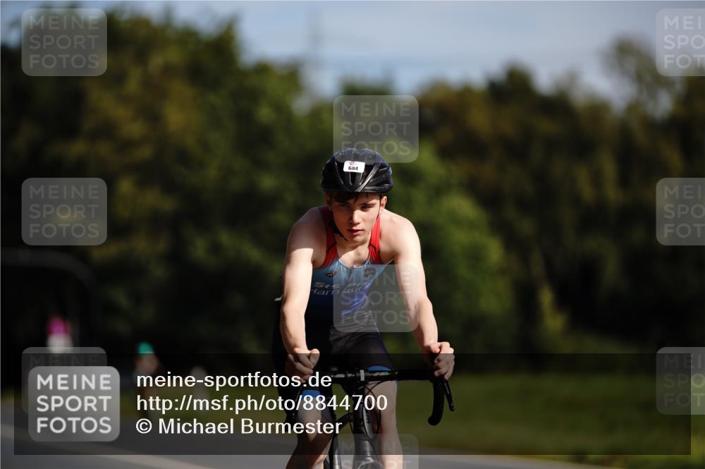 07.09.2025 - 19. Norderstedt Triathlon Michael Burmester http://msf.ph/oto/8844700 07.09.2025 10:39:22 Radfahren 661, 684 meine-sportfotos.de