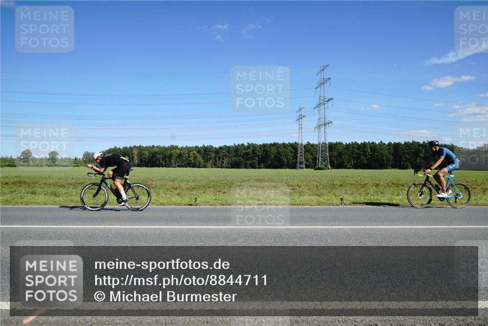 07.09.2025 - 19. Norderstedt Triathlon Michael Burmester http://msf.ph/oto/8844711 07.09.2025 14:53:12 Radfahren  meine-sportfotos.de