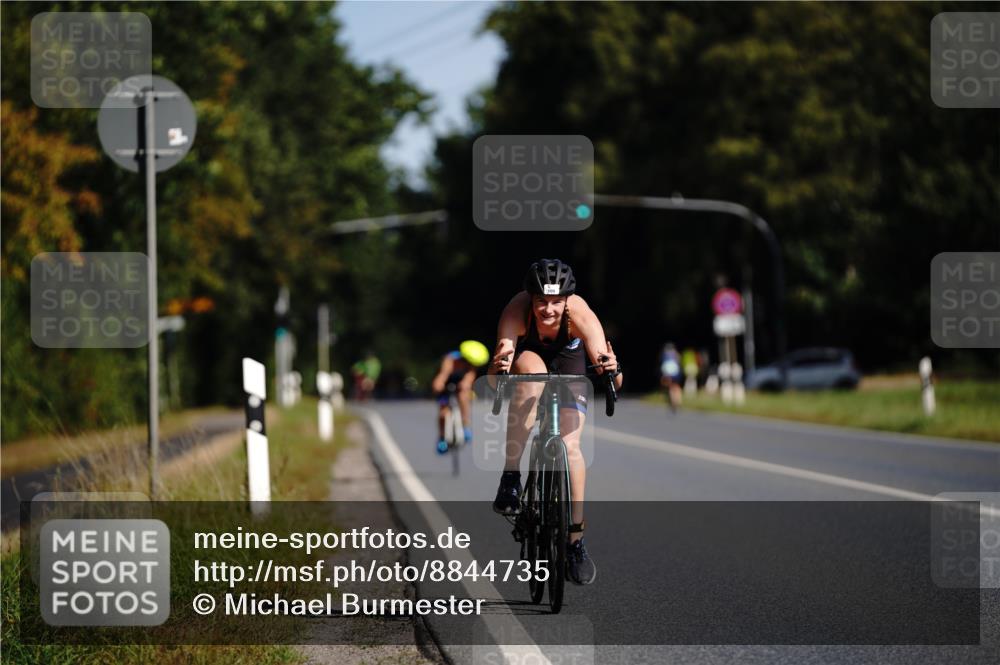 07.09.2025 - 19. Norderstedt Triathlon Michael Burmester http://msf.ph/oto/8844735 07.09.2025 10:39:48 Radfahren 109 meine-sportfotos.de