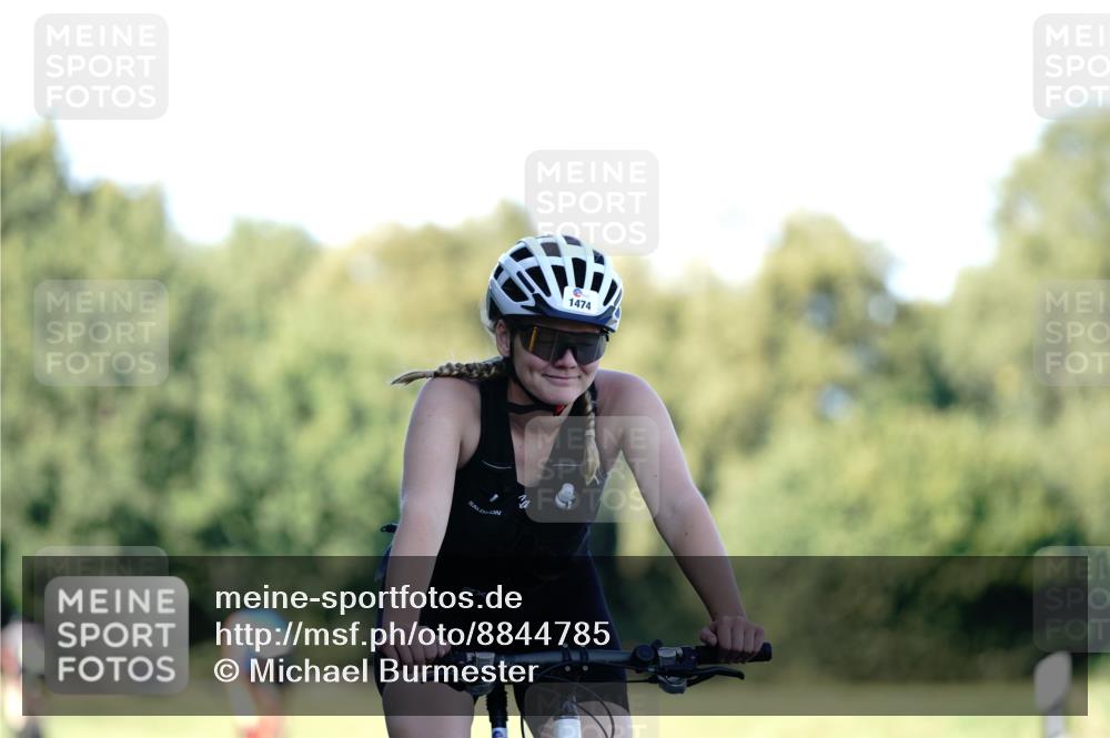 07.09.2025 - 19. Norderstedt Triathlon Michael Burmester http://msf.ph/oto/8844785 07.09.2025 16:01:51 Radfahren 538, 934, 947, 1474 meine-sportfotos.de