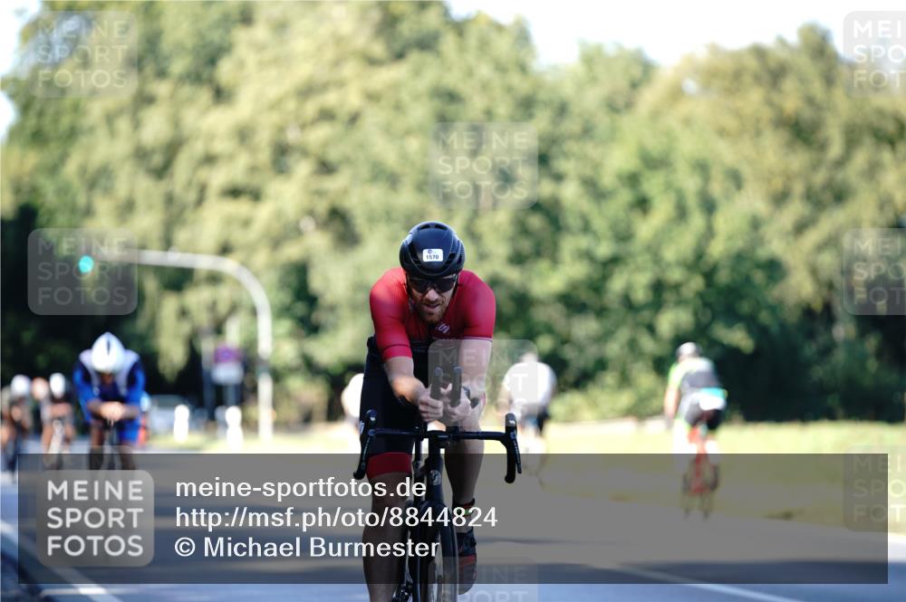 07.09.2025 - 19. Norderstedt Triathlon Michael Burmester http://msf.ph/oto/8844824 07.09.2025 16:01:58 Radfahren 494, 1565, 1570, 1591 meine-sportfotos.de
