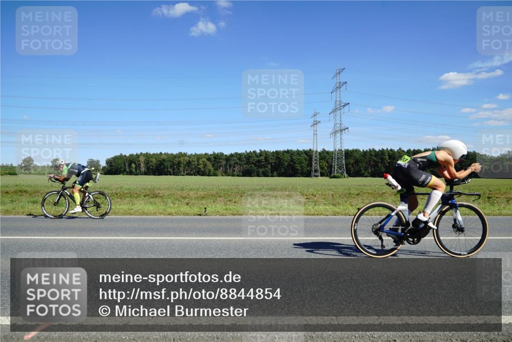 07.09.2025 - 19. Norderstedt Triathlon Michael Burmester http://msf.ph/oto/8844854 07.09.2025 14:54:38 Radfahren 391, 437, 474, 1503 meine-sportfotos.de