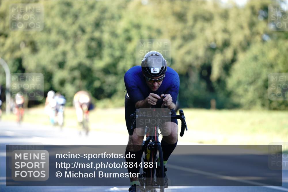 07.09.2025 - 19. Norderstedt Triathlon Michael Burmester http://msf.ph/oto/8844881 07.09.2025 16:02:14 Radfahren 380 meine-sportfotos.de