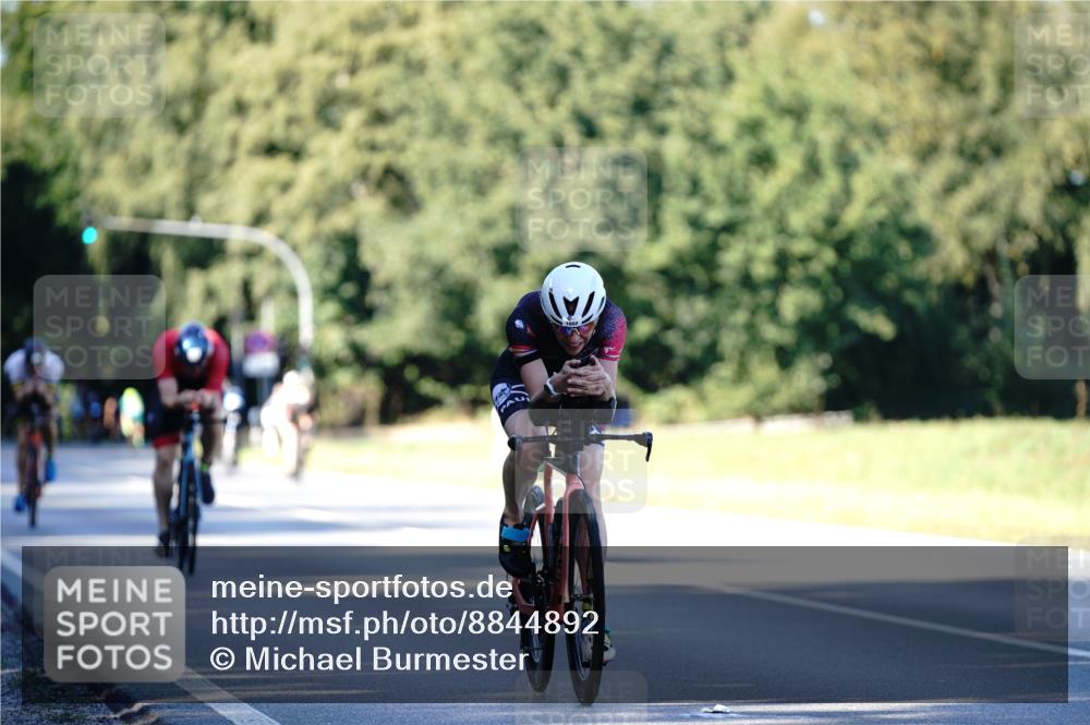 07.09.2025 - 19. Norderstedt Triathlon Michael Burmester http://msf.ph/oto/8844892 07.09.2025 16:02:17 Radfahren 380, 502, 1050 meine-sportfotos.de