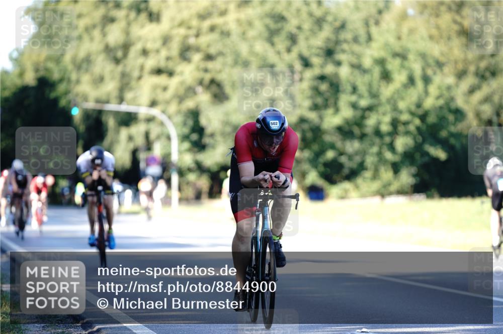 07.09.2025 - 19. Norderstedt Triathlon Michael Burmester http://msf.ph/oto/8844900 07.09.2025 16:02:18 Radfahren 502, 1050, 1587 meine-sportfotos.de