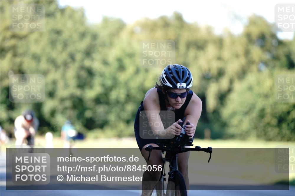 07.09.2025 - 19. Norderstedt Triathlon Michael Burmester http://msf.ph/oto/8845056 07.09.2025 16:02:59 Radfahren 372, 515, 951, 1043, 1100 meine-sportfotos.de