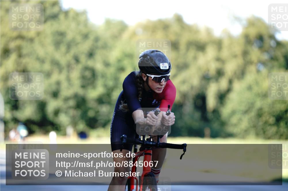 07.09.2025 - 19. Norderstedt Triathlon Michael Burmester http://msf.ph/oto/8845067 07.09.2025 16:03:01 Radfahren 515, 951, 1043, 1100 meine-sportfotos.de