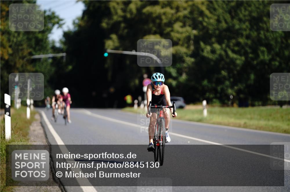 07.09.2025 - 19. Norderstedt Triathlon Michael Burmester http://msf.ph/oto/8845130 07.09.2025 10:44:00 Radfahren 113 meine-sportfotos.de