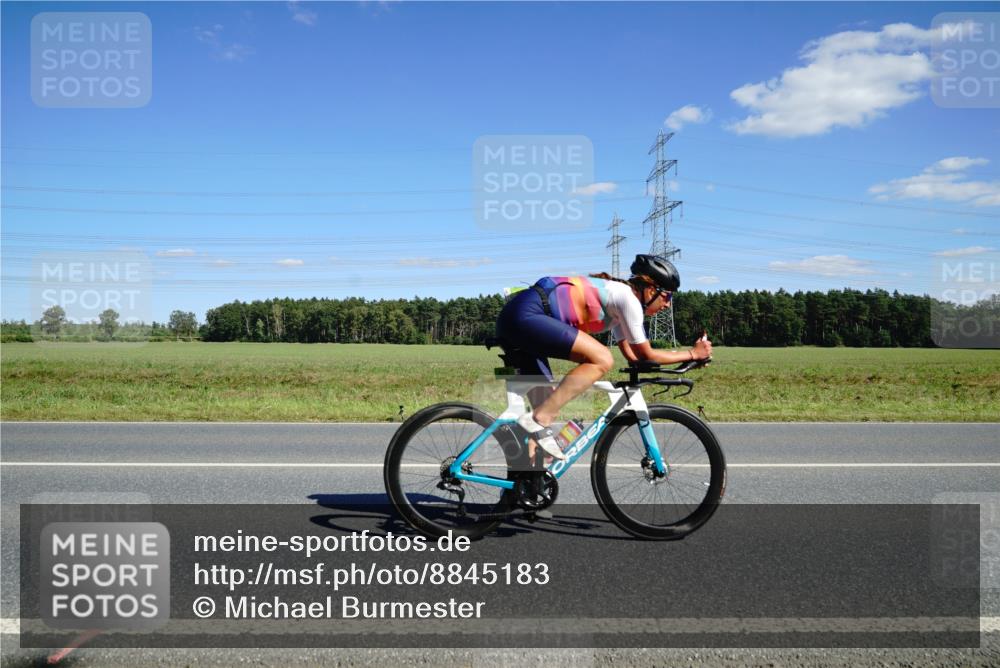 07.09.2025 - 19. Norderstedt Triathlon Michael Burmester http://msf.ph/oto/8845183 07.09.2025 14:59:30 Radfahren 469, 475, 1500 meine-sportfotos.de