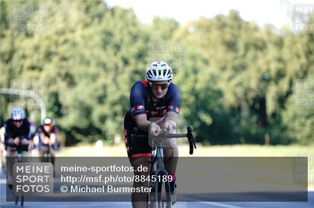 07.09.2025 - 19. Norderstedt Triathlon Michael Burmester http://msf.ph/oto/8845189 07.09.2025 16:03:39 Radfahren 1049, 1074, 1087 meine-sportfotos.de