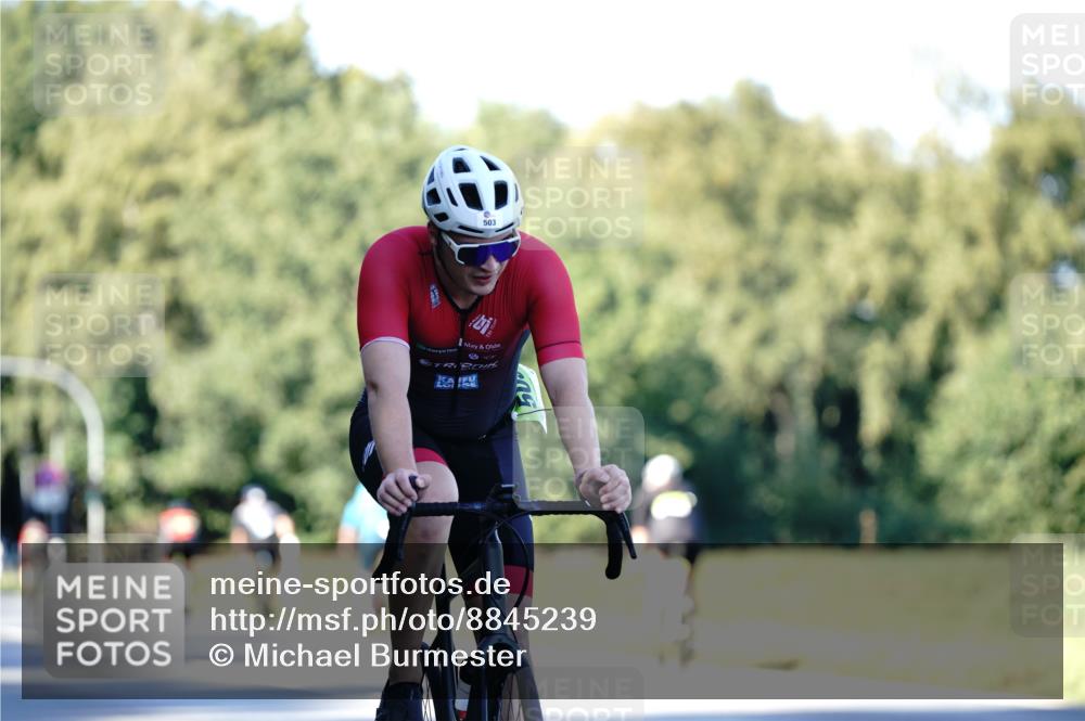07.09.2025 - 19. Norderstedt Triathlon Michael Burmester http://msf.ph/oto/8845239 07.09.2025 16:03:50 Radfahren 503, 956 meine-sportfotos.de