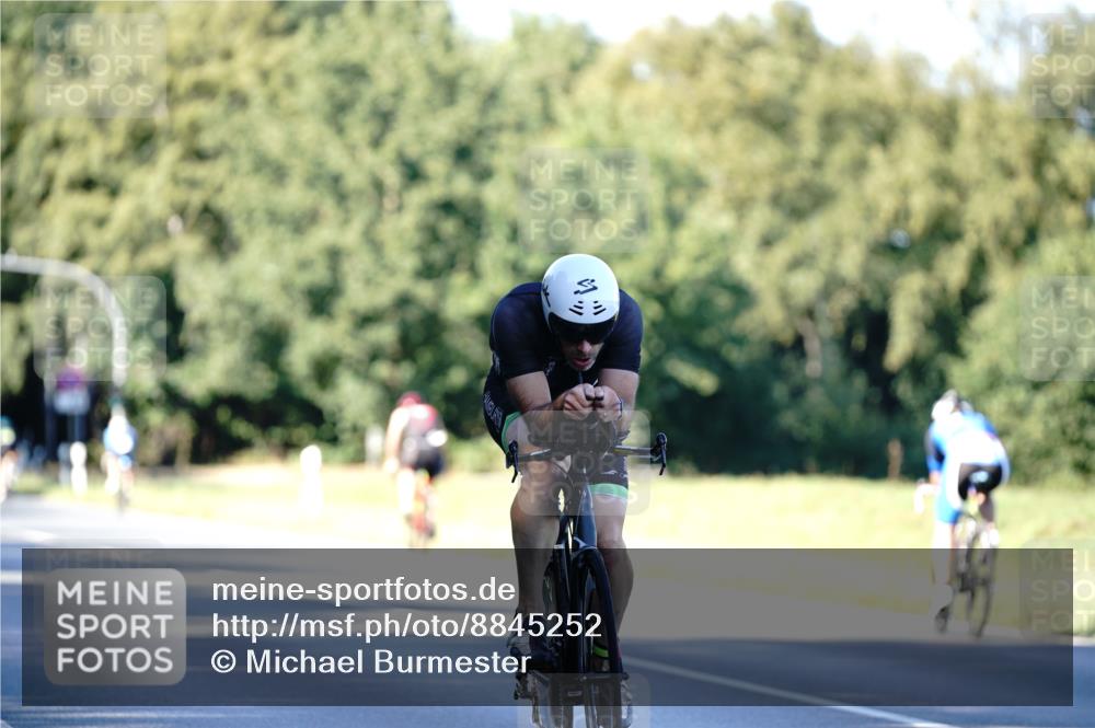 07.09.2025 - 19. Norderstedt Triathlon Michael Burmester http://msf.ph/oto/8845252 07.09.2025 16:03:57 Radfahren 1554, 1614 meine-sportfotos.de