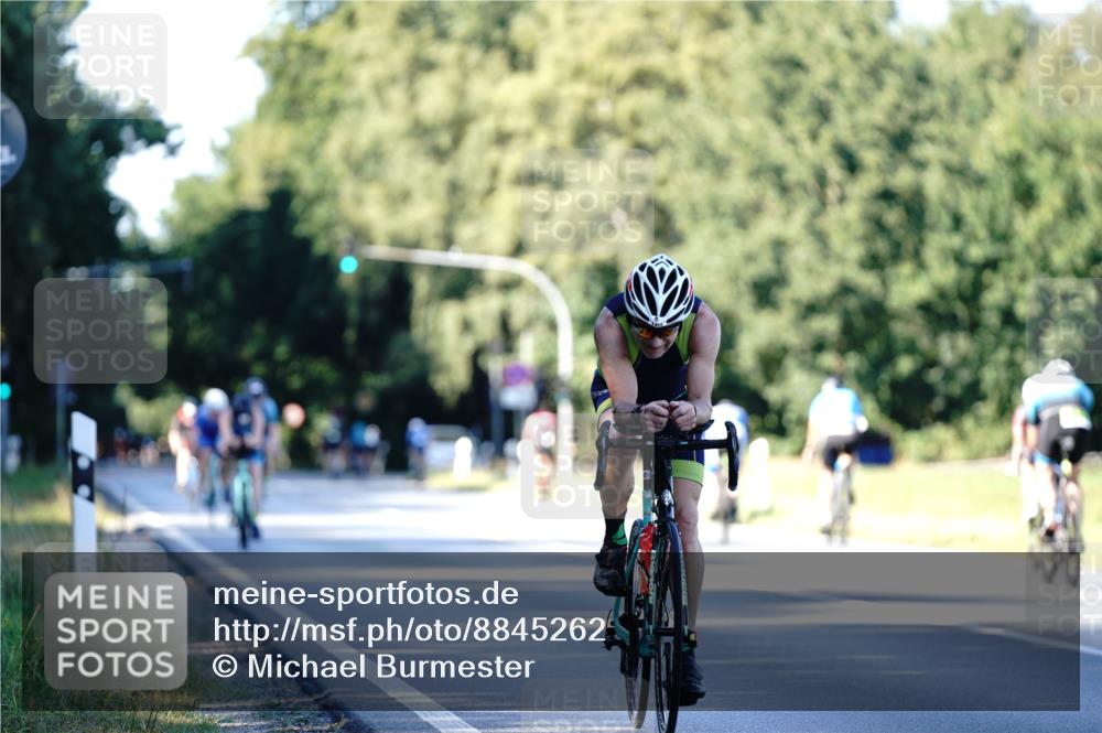 07.09.2025 - 19. Norderstedt Triathlon Michael Burmester http://msf.ph/oto/8845262 07.09.2025 16:04:01 Radfahren 509, 1455 meine-sportfotos.de