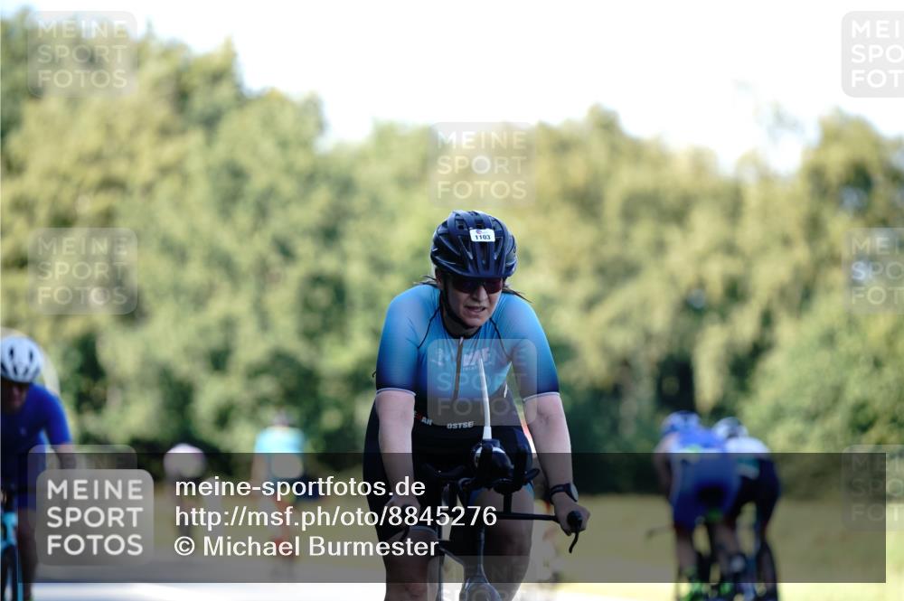 07.09.2025 - 19. Norderstedt Triathlon Michael Burmester http://msf.ph/oto/8845276 07.09.2025 16:04:07 Radfahren 1075, 1077, 1103, 1454 meine-sportfotos.de