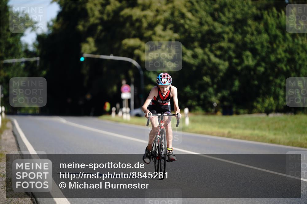 07.09.2025 - 19. Norderstedt Triathlon Michael Burmester http://msf.ph/oto/8845281 07.09.2025 10:46:54 Radfahren 63 meine-sportfotos.de