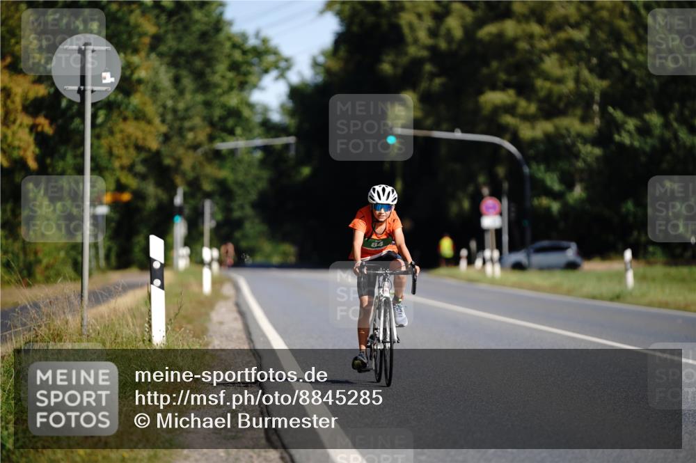 07.09.2025 - 19. Norderstedt Triathlon Michael Burmester http://msf.ph/oto/8845285 07.09.2025 10:47:27 Radfahren 84 meine-sportfotos.de