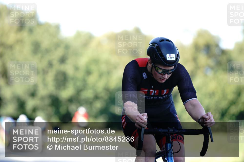 07.09.2025 - 19. Norderstedt Triathlon Michael Burmester http://msf.ph/oto/8845286 07.09.2025 16:04:10 Radfahren 1075, 1077, 1103, 1454 meine-sportfotos.de